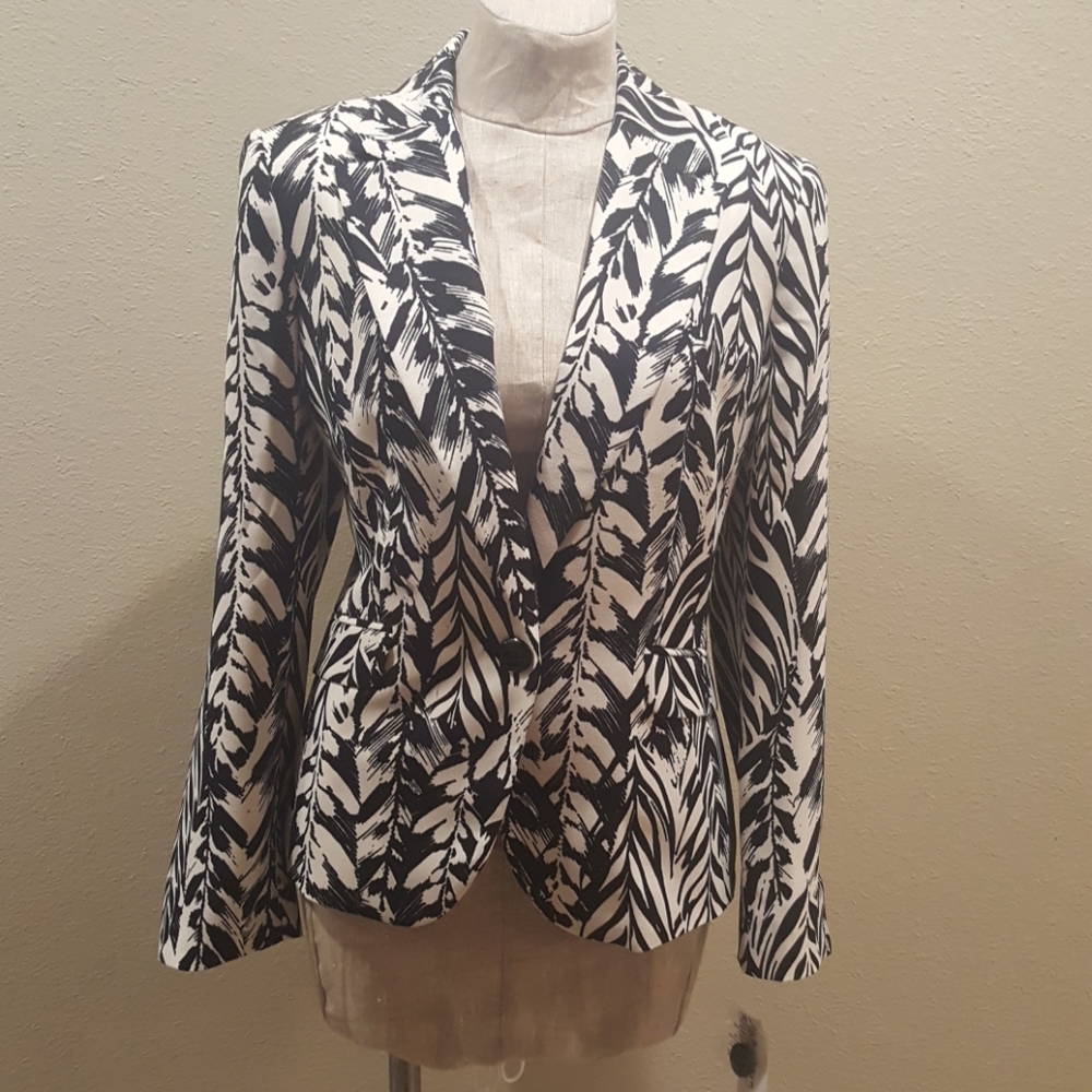 Long Sleeve Print Blazer